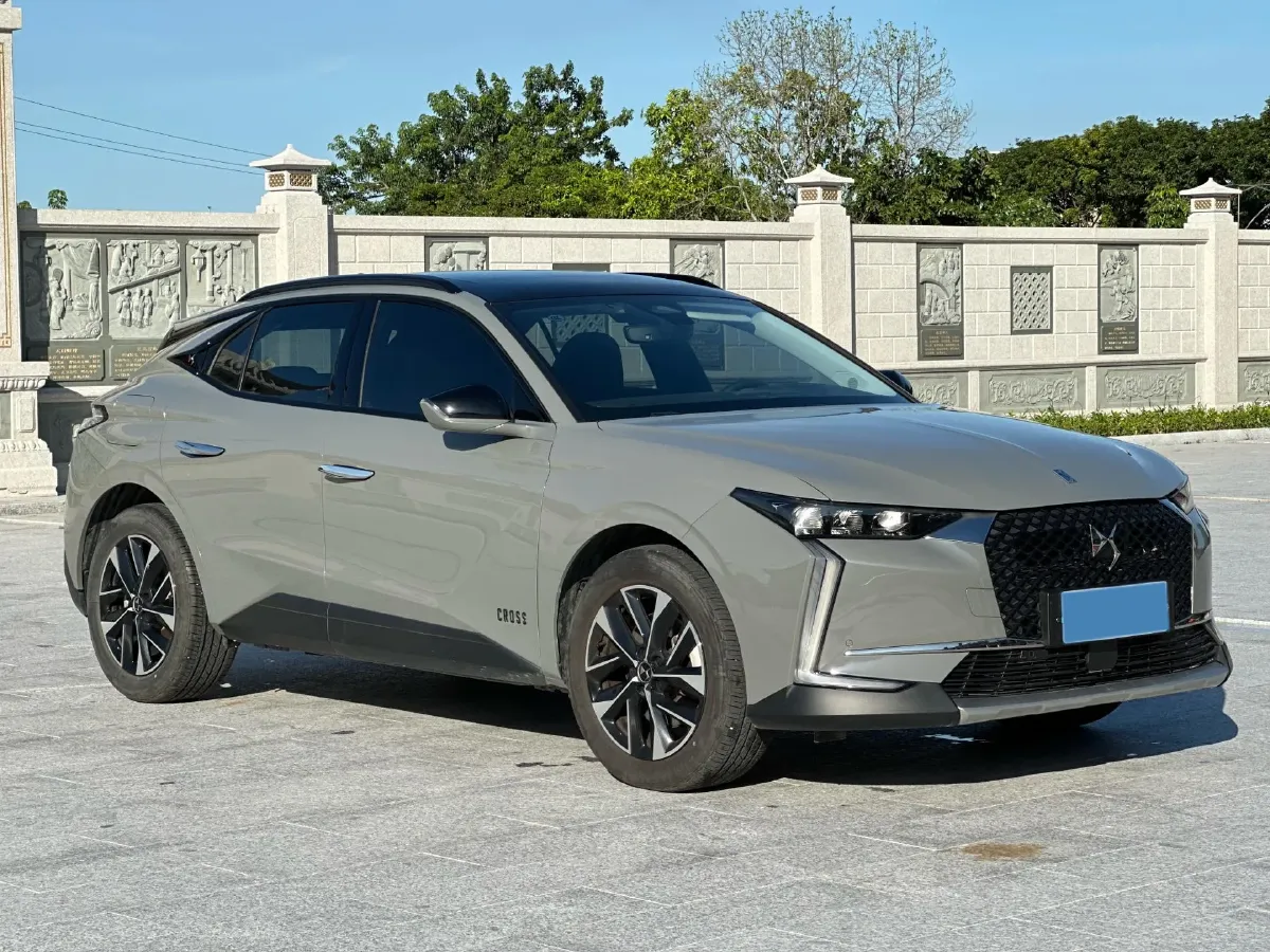 2023 DS 4 1.6T 215HP L4 8AT,autocango,china used car exporter,china ev exporter,chinese used car exporter,chinese used ev exporter