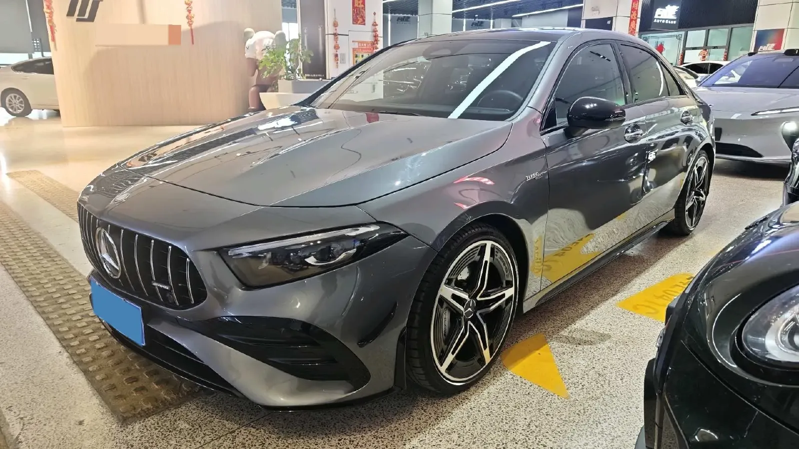 2025 Mercedes-Benz A AMG 2.0T 306HP L4 8DCT,autocango,china used car exporter,china ev exporter,chinese used car exporter,chinese used ev exporter