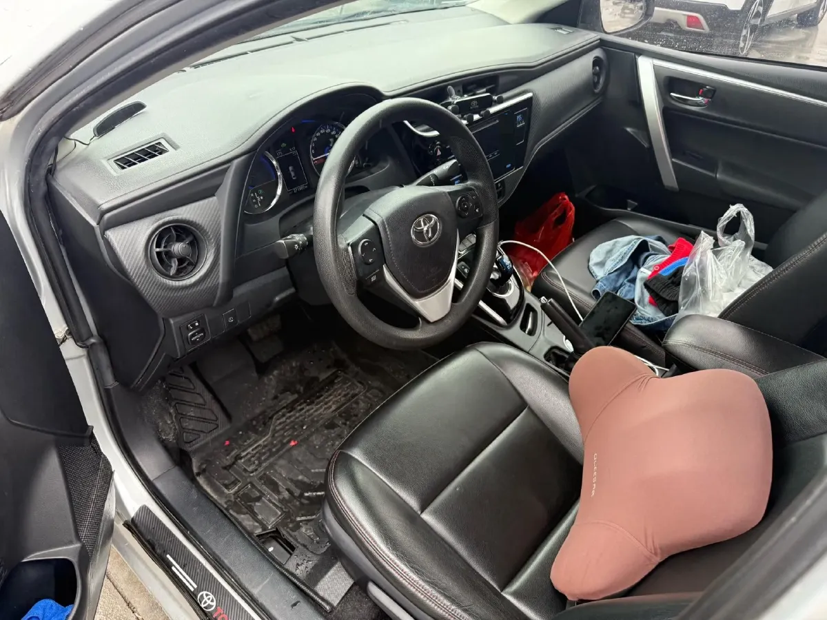 2019 Toyota Corolla Hybird E+ 1.8L 99HP L4 E-CVT PHEV 10.5KWH,autocango,china used car exporter,china ev exporter,chinese used car exporter,chinese used ev exporter