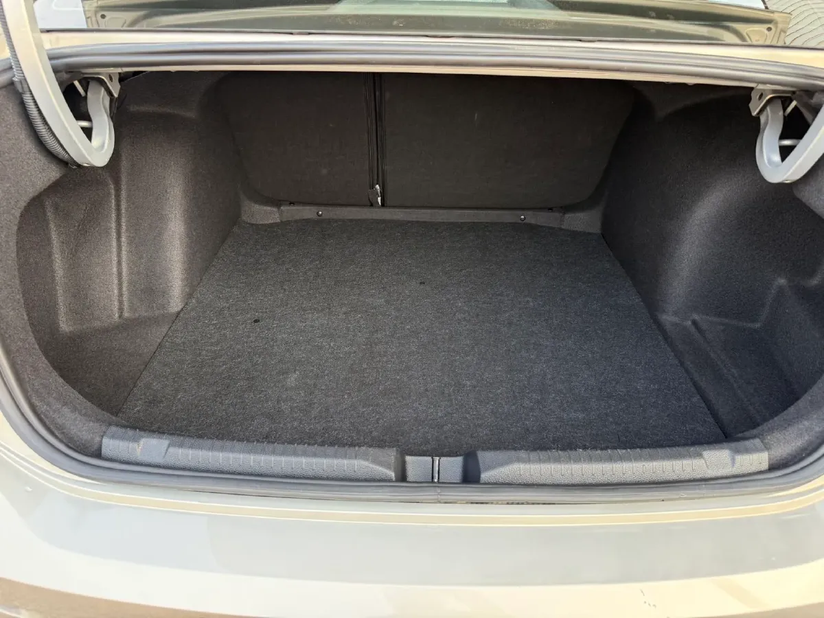2019 Volkswagen Lavida 1.5L 113HP L4 6AT,autocango,china used car exporter,china ev exporter,chinese used car exporter,chinese used ev exporter
