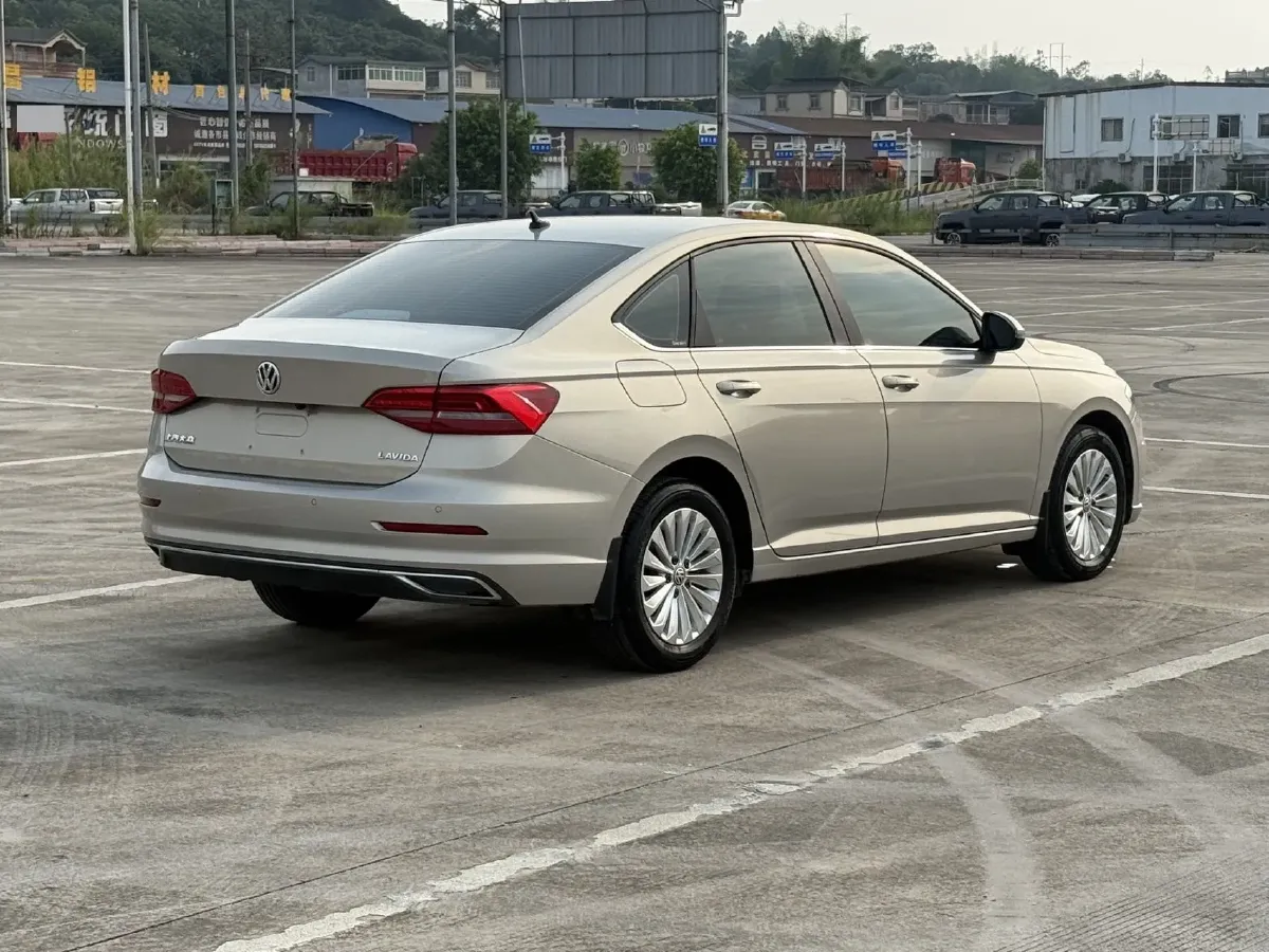 2019 Volkswagen Lavida 1.5L 113HP L4 6AT,autocango,china used car exporter,china ev exporter,chinese used car exporter,chinese used ev exporter