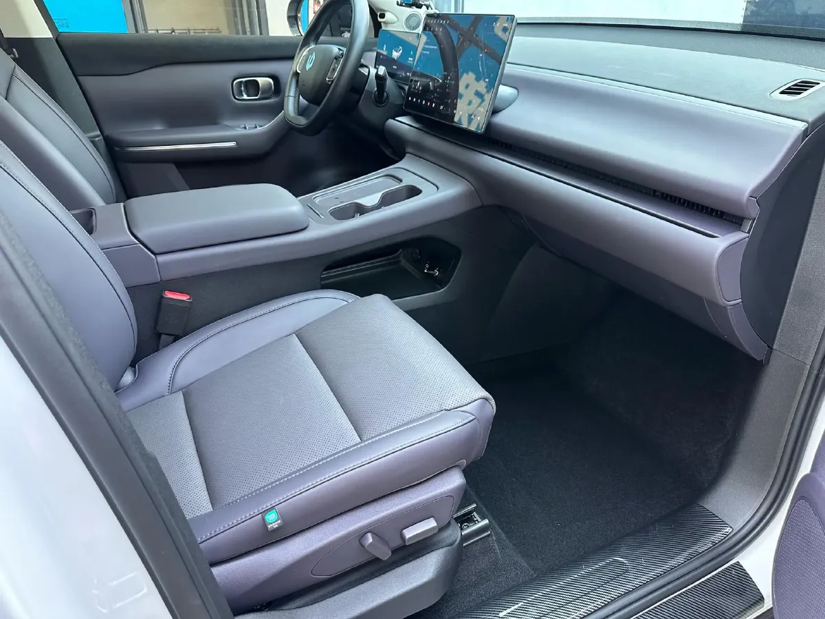 2024 Leapmotor C10 BEV 69.9KWH,autocango,china used car exporter,china ev exporter,chinese used car exporter,chinese used ev exporter