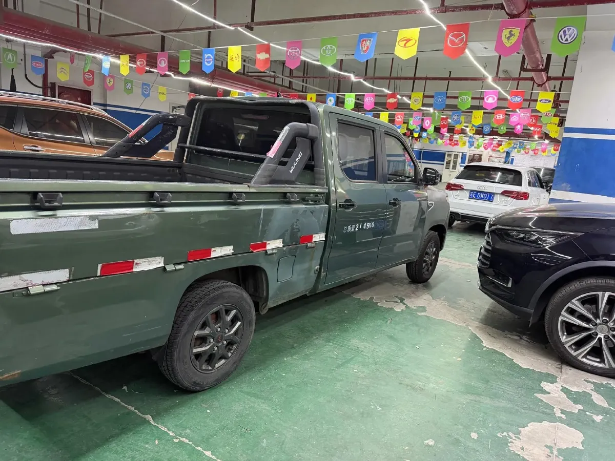 2021 WuLing ZhentTu 1.5L 99HP L4 5MT,autocango,china used car exporter,china ev exporter,chinese used car exporter,chinese used ev exporter