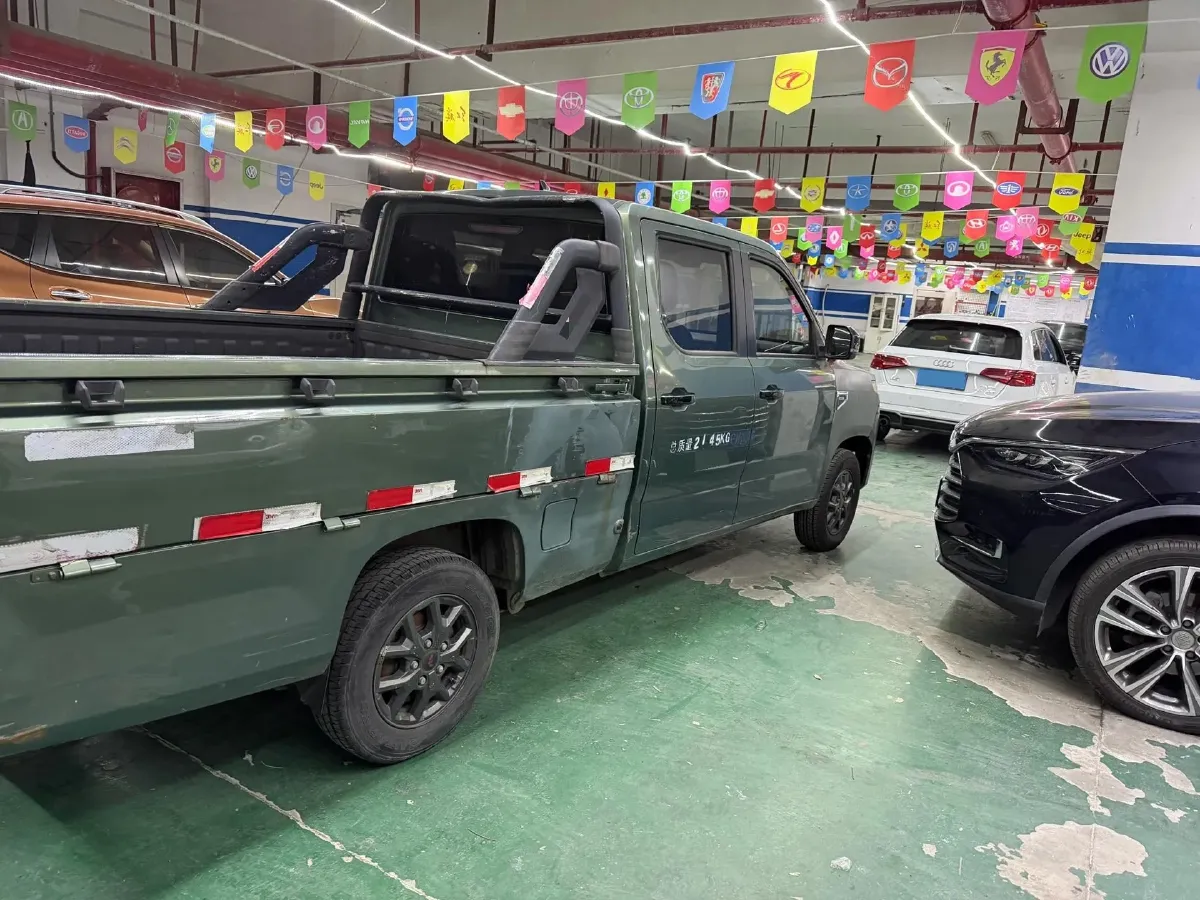2021 WuLing ZhentTu 1.5L 99HP L4 5MT,autocango,china used car exporter,china ev exporter,chinese used car exporter,chinese used ev exporter