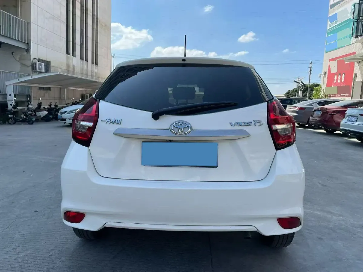 2022 Toyota Vios FS 1.5L 112HP L4 CVT,autocango,china used car exporter,china ev exporter,chinese used car exporter,chinese used ev exporter