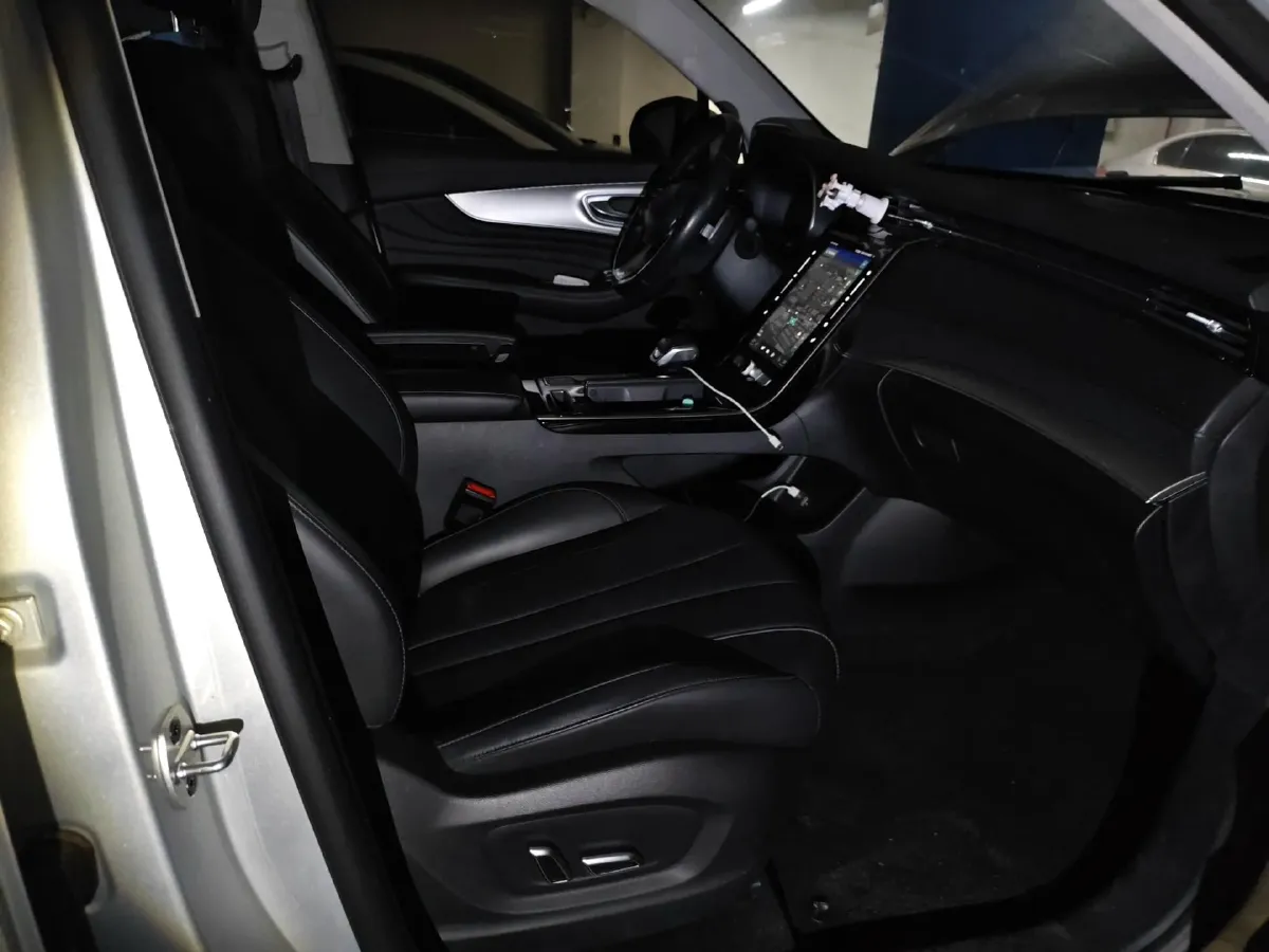 2020 Roewe RX5 eMAX 1.5T 169HP L4 AMT PHEV 16.6KWH,autocango,china used car exporter,china ev exporter,chinese used car exporter,chinese used ev exporter