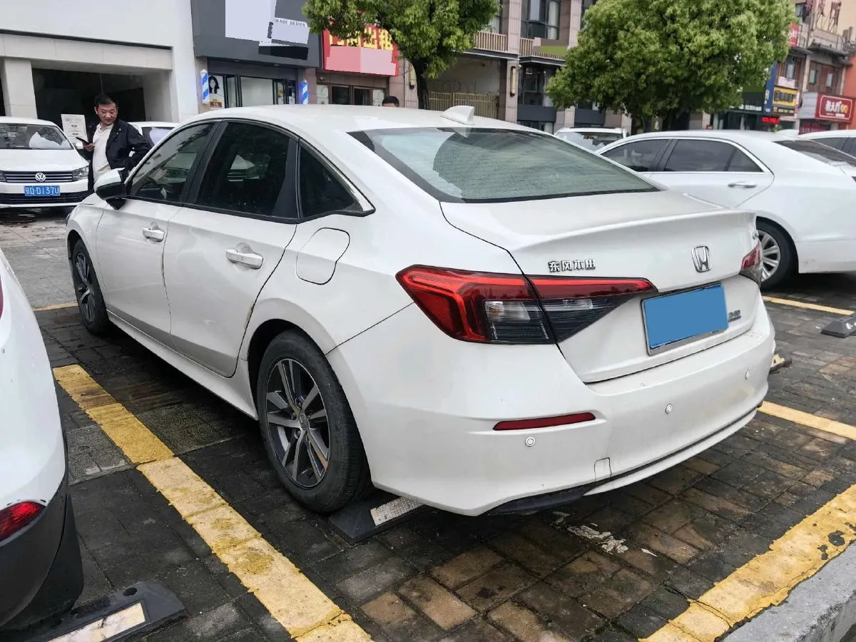 2023 Honda Civic 1.5T 182HP L4 CVT,autocango,china used car exporter,china ev exporter,chinese used car exporter,chinese used ev exporter