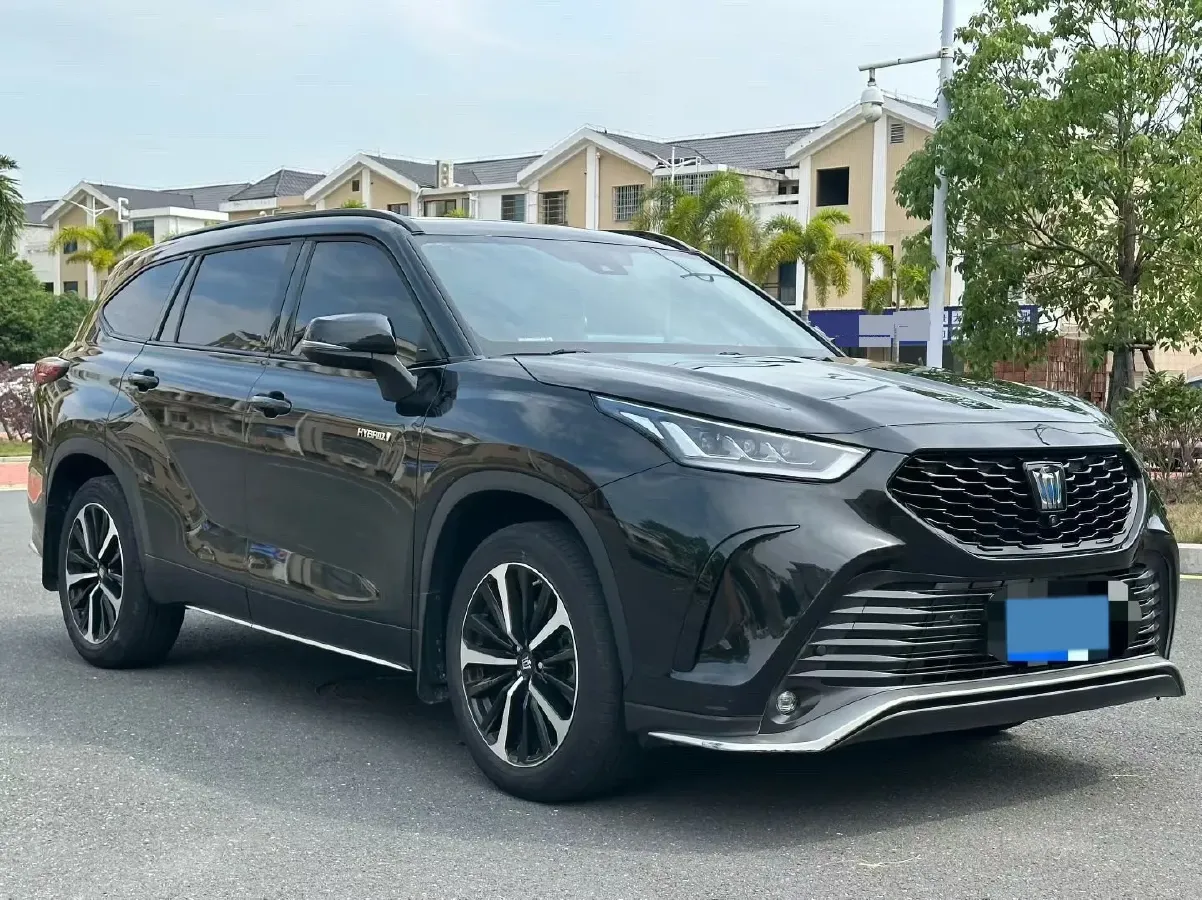 2023 Toyota Crown Kluger 2.5L 189HP L4 E-CVT Hybrid,autocango,china used car exporter,china ev exporter,chinese used car exporter,chinese used ev exporter