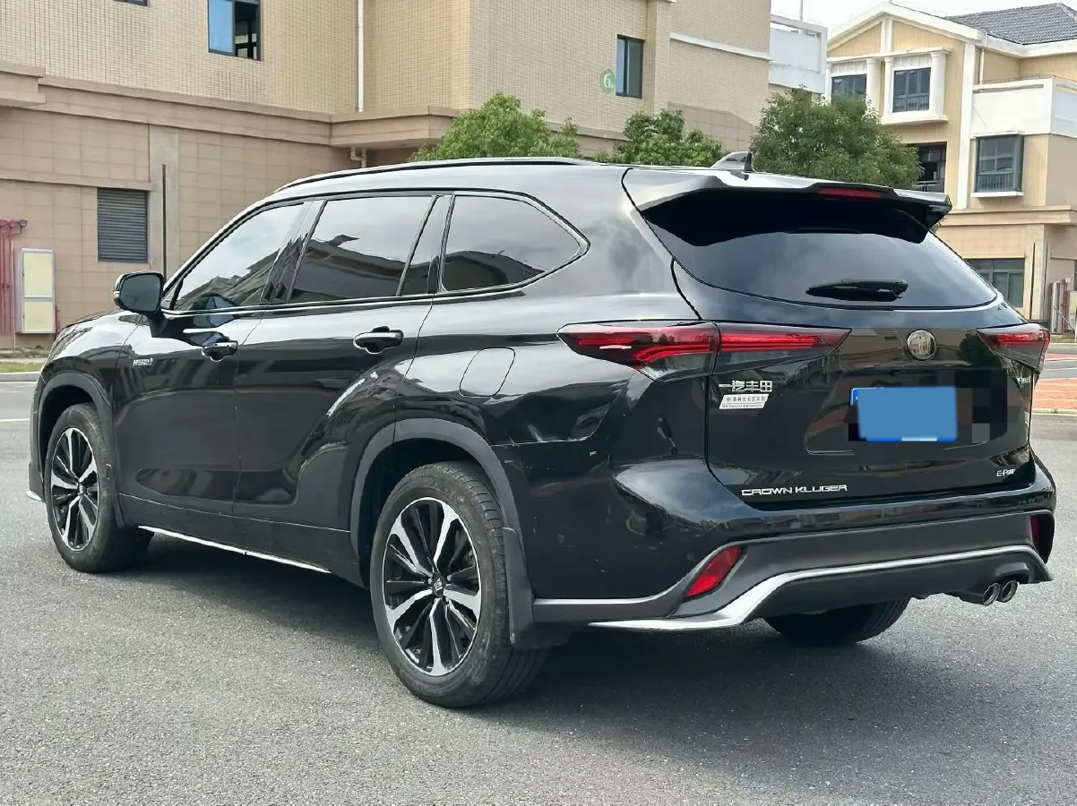 2023 Toyota Crown Kluger 2.5L 189HP L4 E-CVT Hybrid,autocango,china used car exporter,china ev exporter,chinese used car exporter,chinese used ev exporter