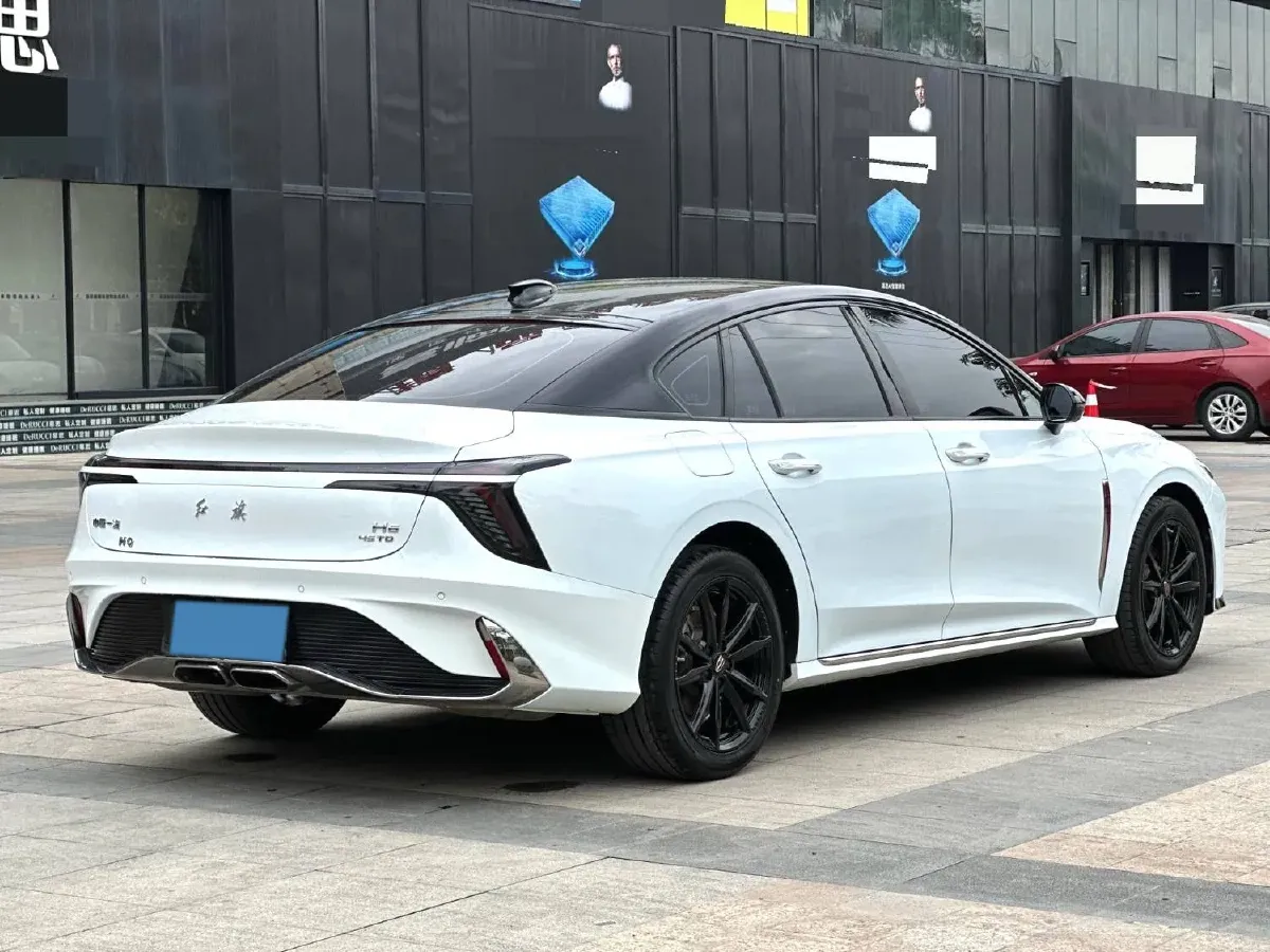 2023 HongQi H6 2.0T 252HP L4 8AT,autocango,china used car exporter,china ev exporter,chinese used car exporter,chinese used ev exporter