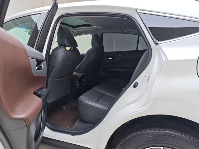 2022 Toyota Harrier 2.0L 171HP L4 CVT,autocango,china used car exporter,china ev exporter,chinese used car exporter,chinese used ev exporter