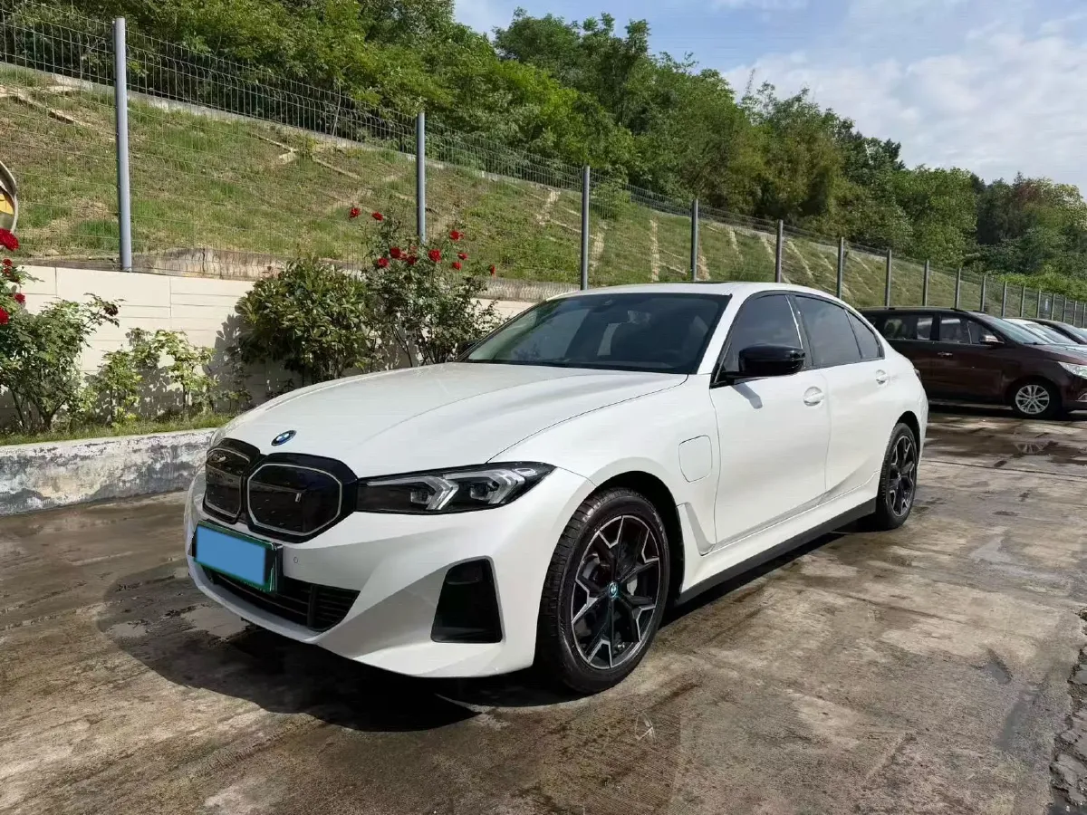2023 BMW i3 BEV 79.05KWH,autocango,china used car exporter,china ev exporter,chinese used car exporter,chinese used ev exporter