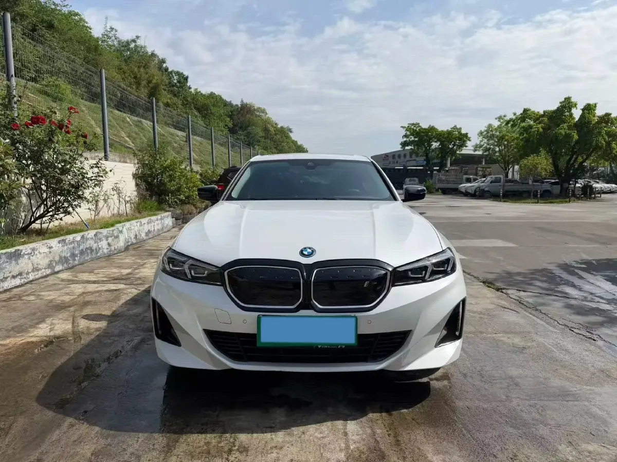 2023 BMW i3 BEV 79.05KWH,autocango,china used car exporter,china ev exporter,chinese used car exporter,chinese used ev exporter