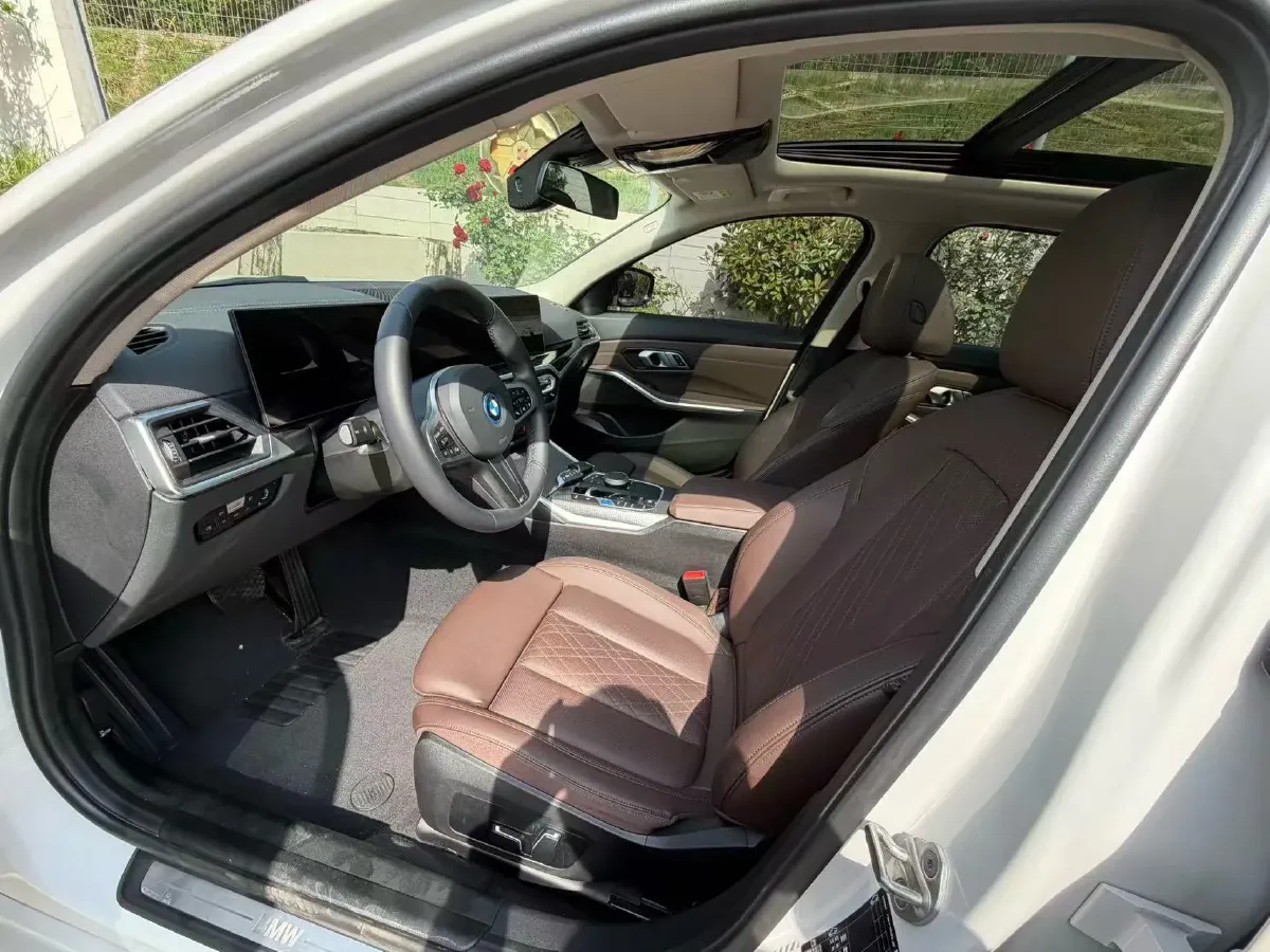2023 BMW i3 BEV 79.05KWH,autocango,china used car exporter,china ev exporter,chinese used car exporter,chinese used ev exporter