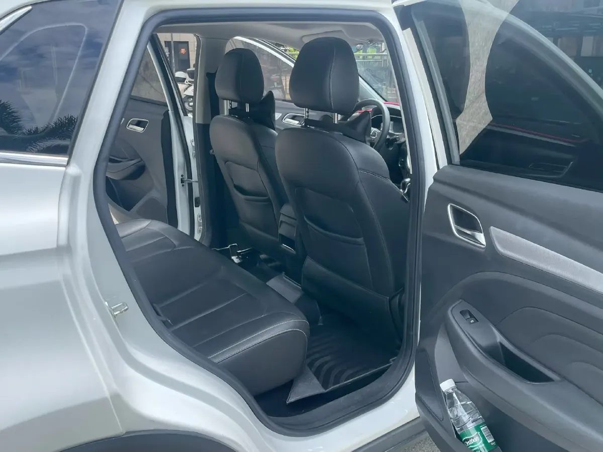 2020 Roewe RX3 1.6L 125HP L4 CVT,autocango,china used car exporter,china ev exporter,chinese used car exporter,chinese used ev exporter