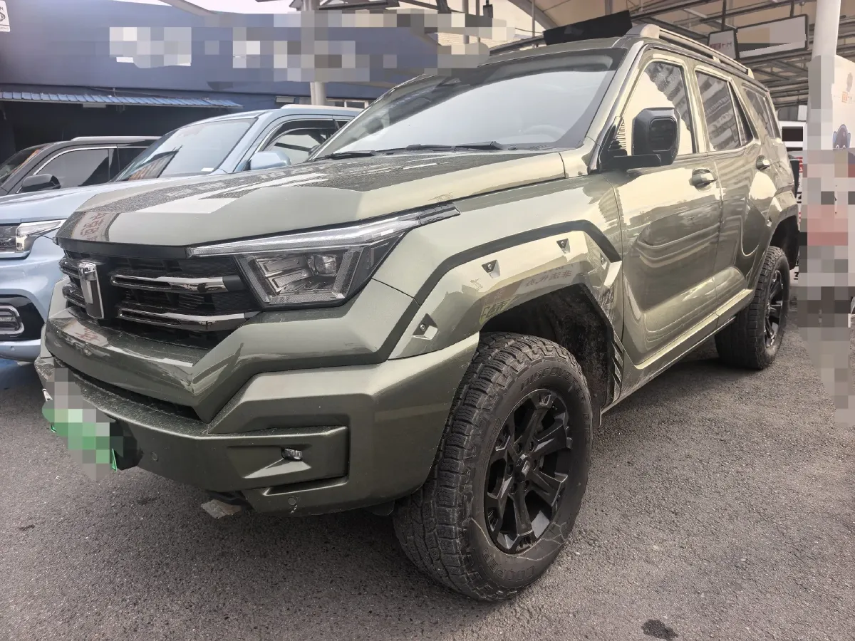 2024 Tank 400 2.0T 252HP L4 9AT PHEV 36.7/37.1KWH,autocango,china used car exporter,china ev exporter,chinese used car exporter,chinese used ev exporter