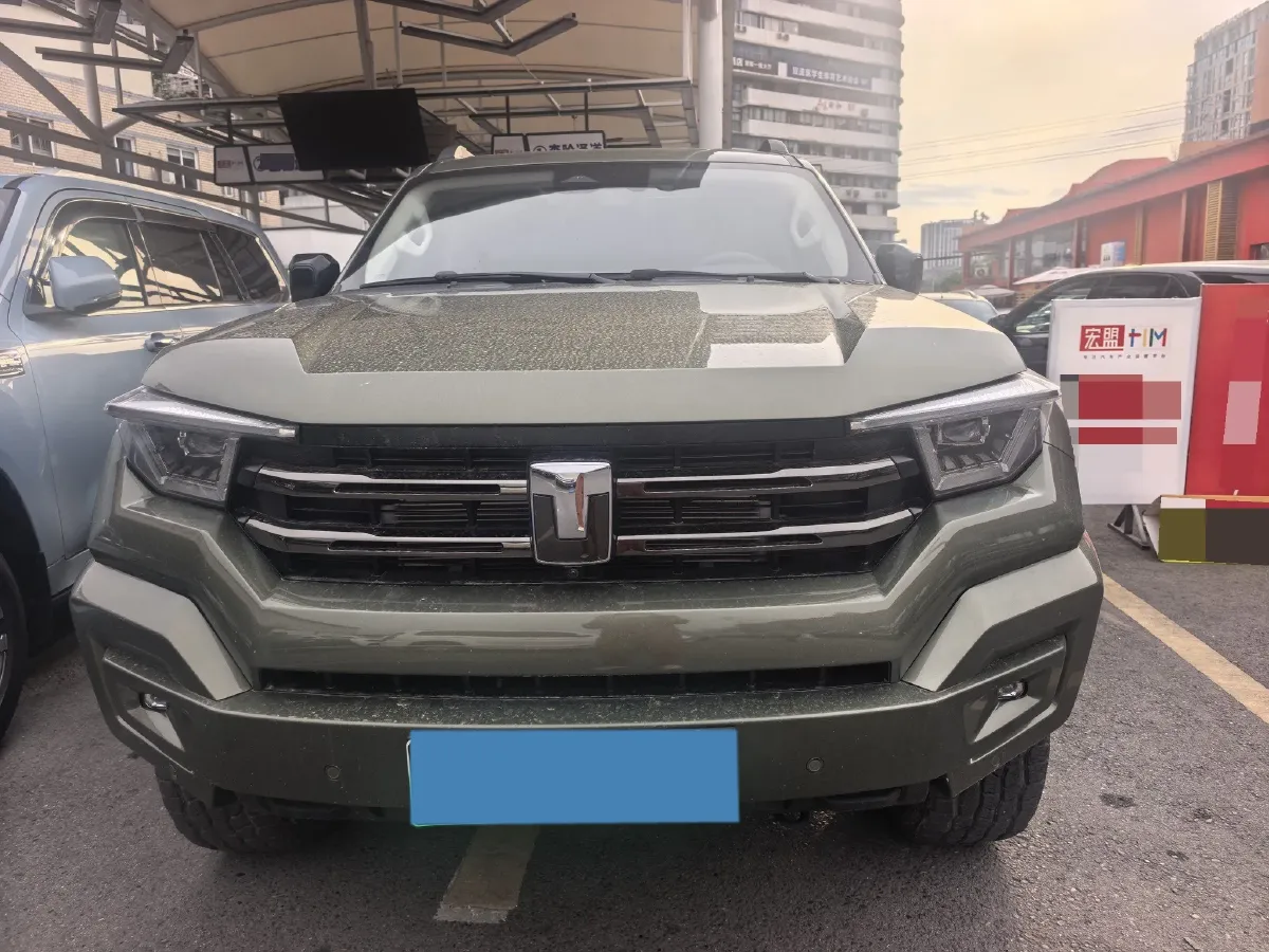 2024 Tank 400 2.0T 252HP L4 9AT PHEV 36.7/37.1KWH,autocango,china used car exporter,china ev exporter,chinese used car exporter,chinese used ev exporter