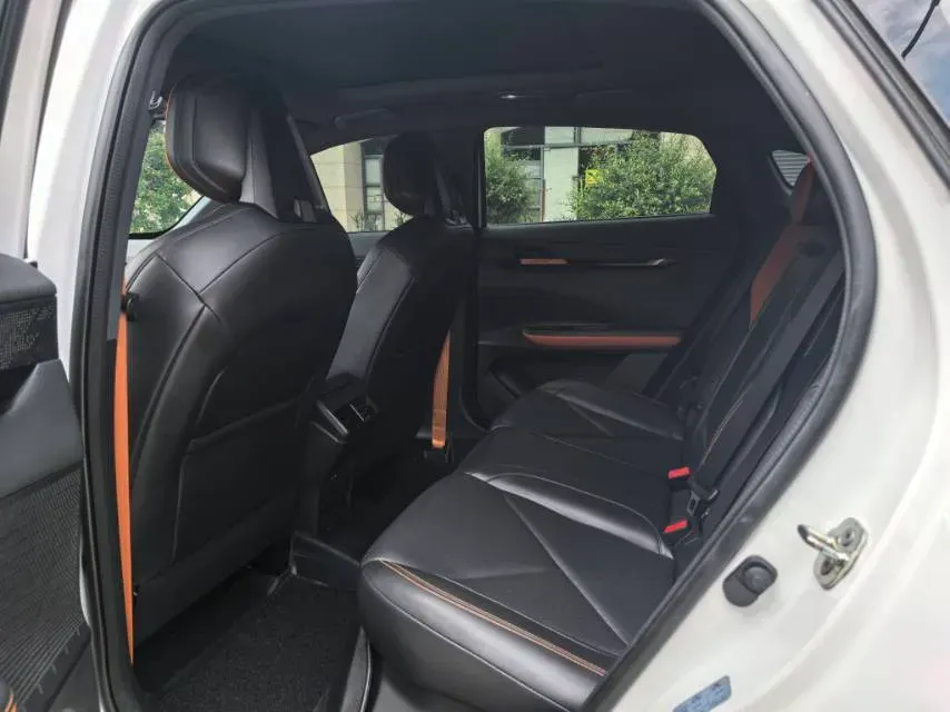 2022 ChangAn UNI-V 1.5T 188HP L4 7DCT,autocango,china used car exporter,china ev exporter,chinese used car exporter,chinese used ev exporter
