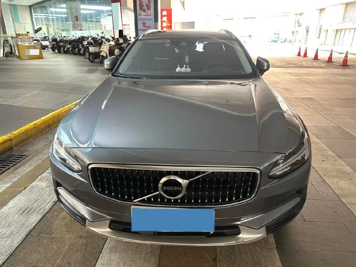 2019 Volvo V90 2.0T 254HP L4 8AT,autocango,china used car exporter,china ev exporter,chinese used car exporter,chinese used ev exporter