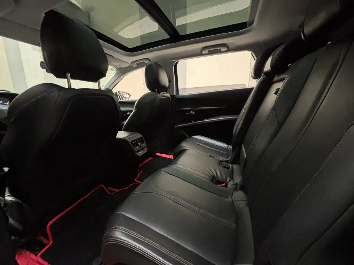 2019 Peugeot 5008 1.6T 167HP L4 6AT,autocango,china used car exporter,china ev exporter,chinese used car exporter,chinese used ev exporter
