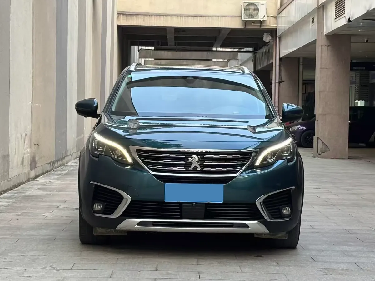 2019 Peugeot 5008 1.6T 167HP L4 6AT,autocango,china used car exporter,china ev exporter,chinese used car exporter,chinese used ev exporter