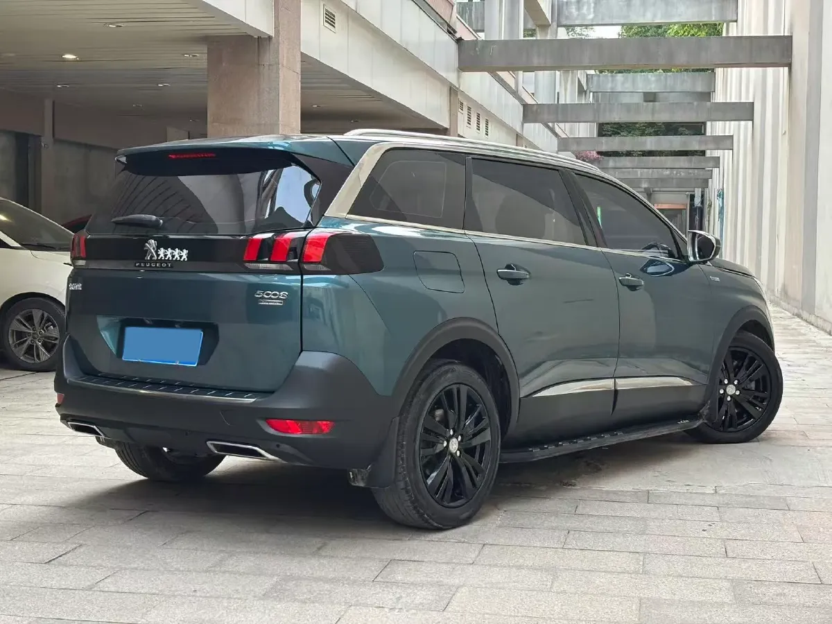 2019 Peugeot 5008 1.6T 167HP L4 6AT,autocango,china used car exporter,china ev exporter,chinese used car exporter,chinese used ev exporter