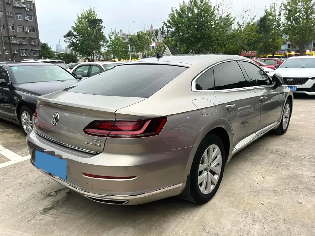 2020 Volkswagen CC 2.0T 186HP L4 7DCT,autocango,china used car exporter,china ev exporter,chinese used car exporter,chinese used ev exporter