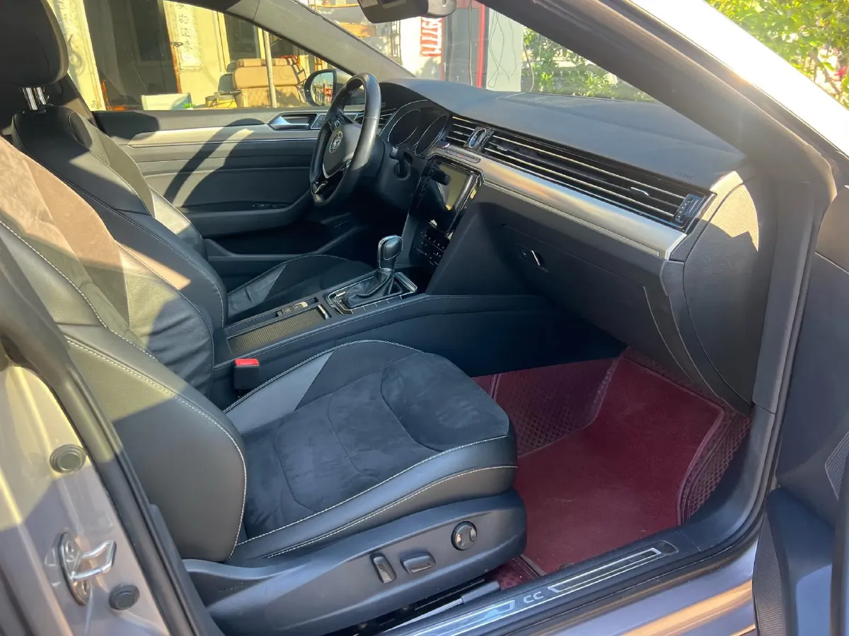 2020 Volkswagen CC 2.0T 186HP L4 7DCT,autocango,china used car exporter,china ev exporter,chinese used car exporter,chinese used ev exporter