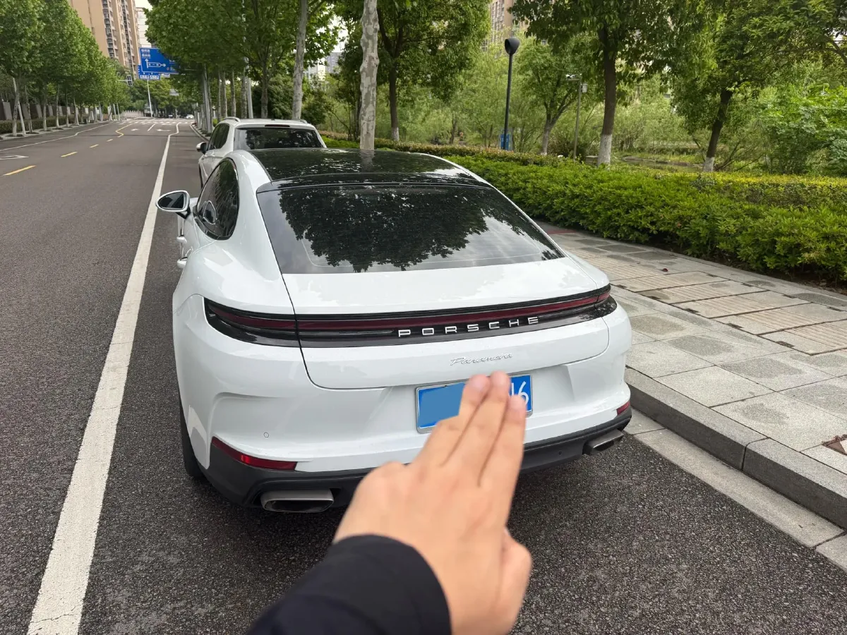2024 Porsche Taycan 2AT BEV 105KWH,autocango,china used car exporter,china ev exporter,chinese used car exporter,chinese used ev exporter