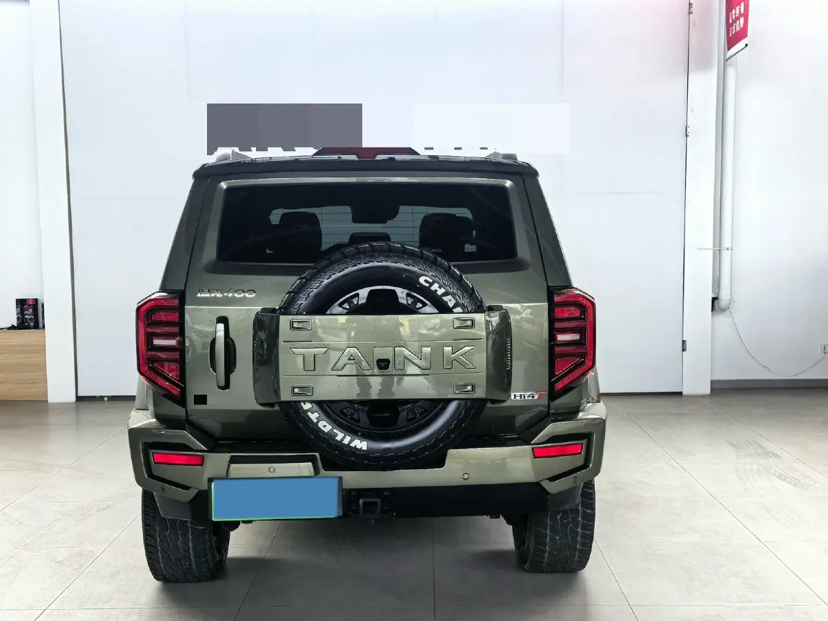 2024 Tank 400 2.0T 252HP L4 9AT PHEV 36.7/37.1KWH,autocango,china used car exporter,china ev exporter,chinese used car exporter,chinese used ev exporter