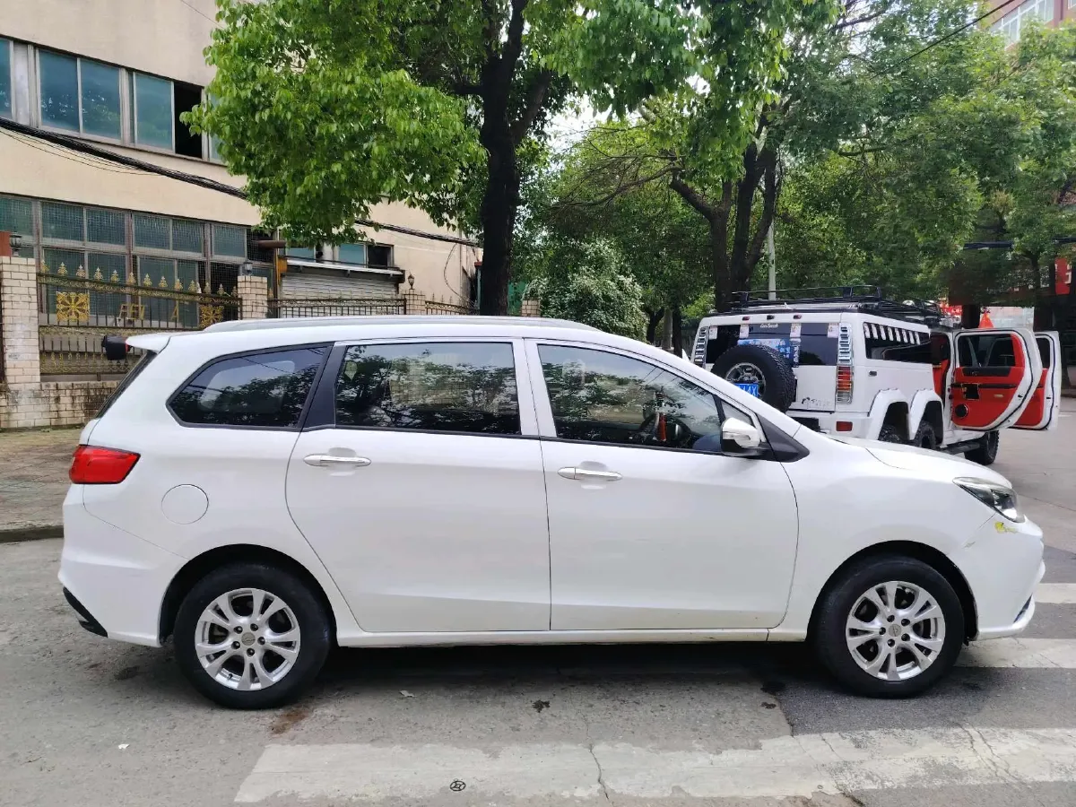 2017 HaiMa Family F7 1.5T 165HP L4 6AT,autocango,china used car exporter,china ev exporter,chinese used car exporter,chinese used ev exporter