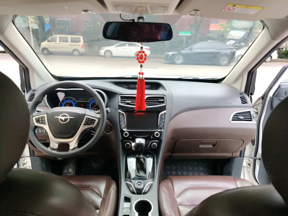 2017 HaiMa Family F7 1.5T 165HP L4 6AT,autocango,china used car exporter,china ev exporter,chinese used car exporter,chinese used ev exporter