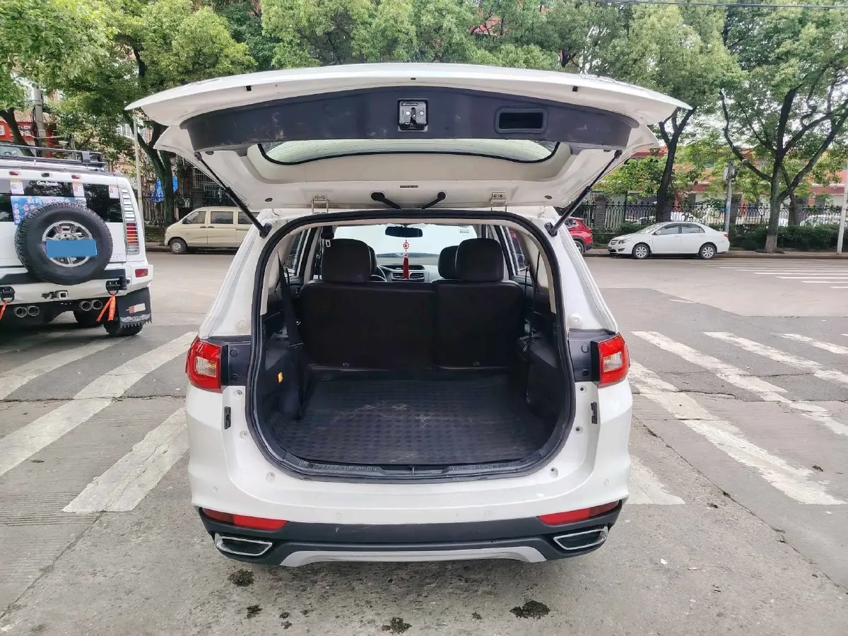 2017 HaiMa Family F7 1.5T 165HP L4 6AT,autocango,china used car exporter,china ev exporter,chinese used car exporter,chinese used ev exporter
