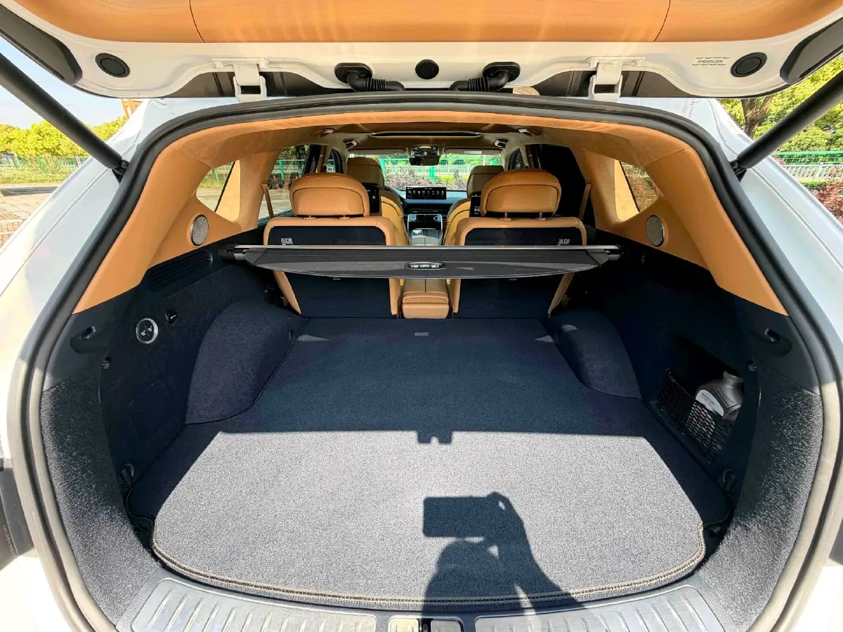 2023 Genesis GV80 2.5T 304HP L4 8AT,autocango,china used car exporter,china ev exporter,chinese used car exporter,chinese used ev exporter