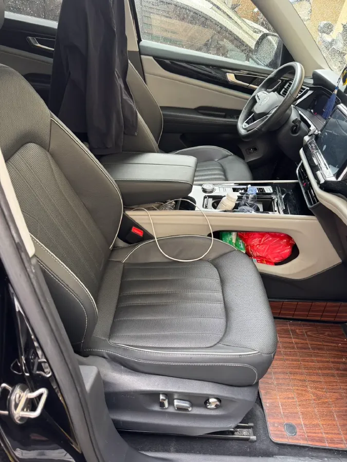 2022 Volkswagen Teramont 2.0T 220HP L4 7DCT,autocango,china used car exporter,china ev exporter,chinese used car exporter,chinese used ev exporter
