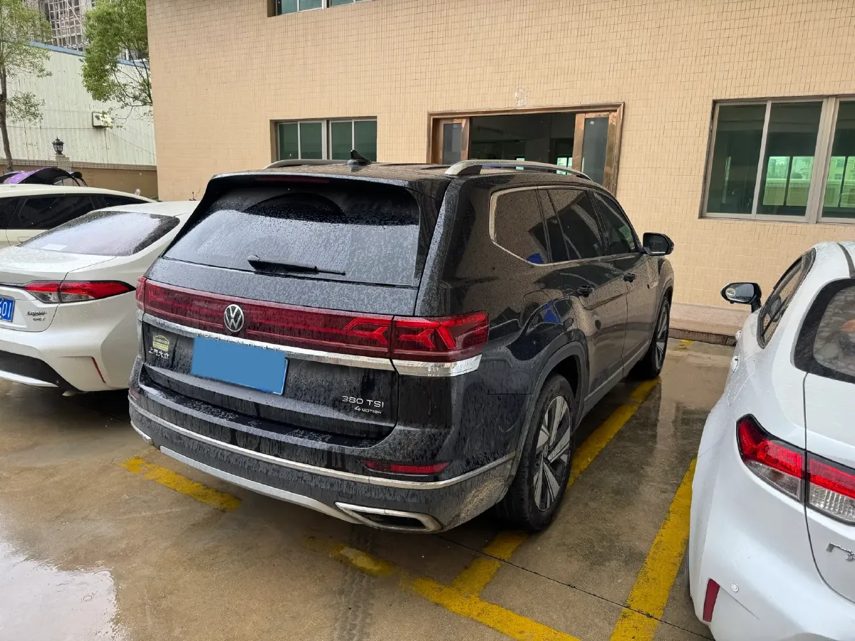 2022 Volkswagen Teramont 2.0T 220HP L4 7DCT,autocango,china used car exporter,china ev exporter,chinese used car exporter,chinese used ev exporter