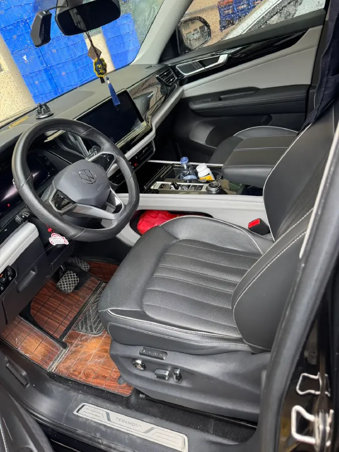 2022 Volkswagen Teramont 2.0T 220HP L4 7DCT,autocango,china used car exporter,china ev exporter,chinese used car exporter,chinese used ev exporter