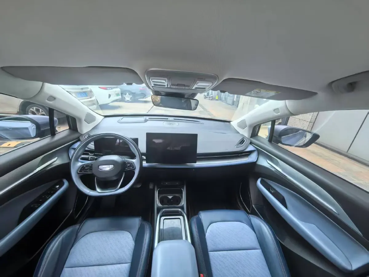 2022 Peugeot 508 1.6T 170HP L4 6AT,autocango,china used car exporter,china ev exporter,chinese used car exporter,chinese used ev exporter