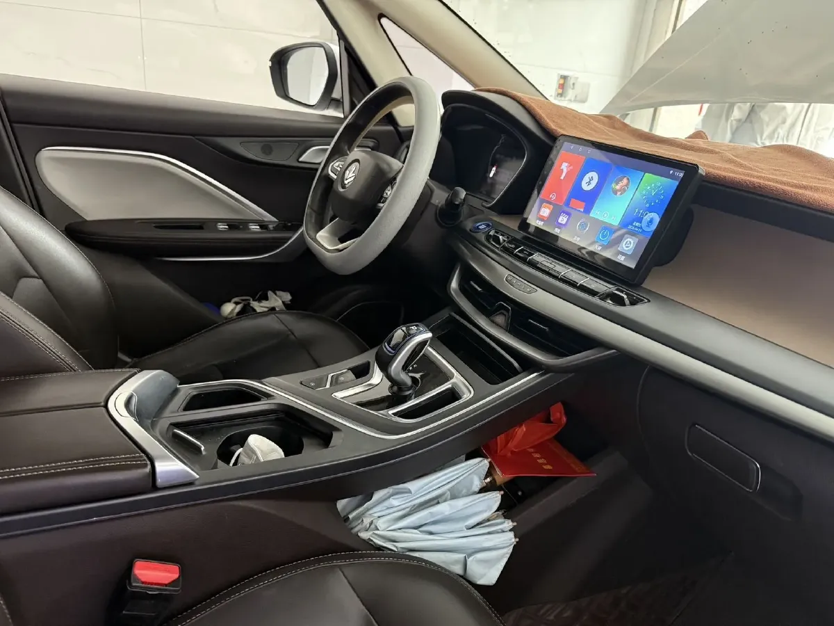 2021 Livan Maple 80v BEV 53KWH,autocango,china used car exporter,china ev exporter,chinese used car exporter,chinese used ev exporter