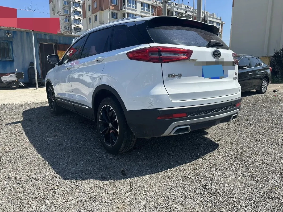 2018 FAW Senia R9 1.2T 143HP L4 5MT,autocango,china used car exporter,china ev exporter,chinese used car exporter,chinese used ev exporter