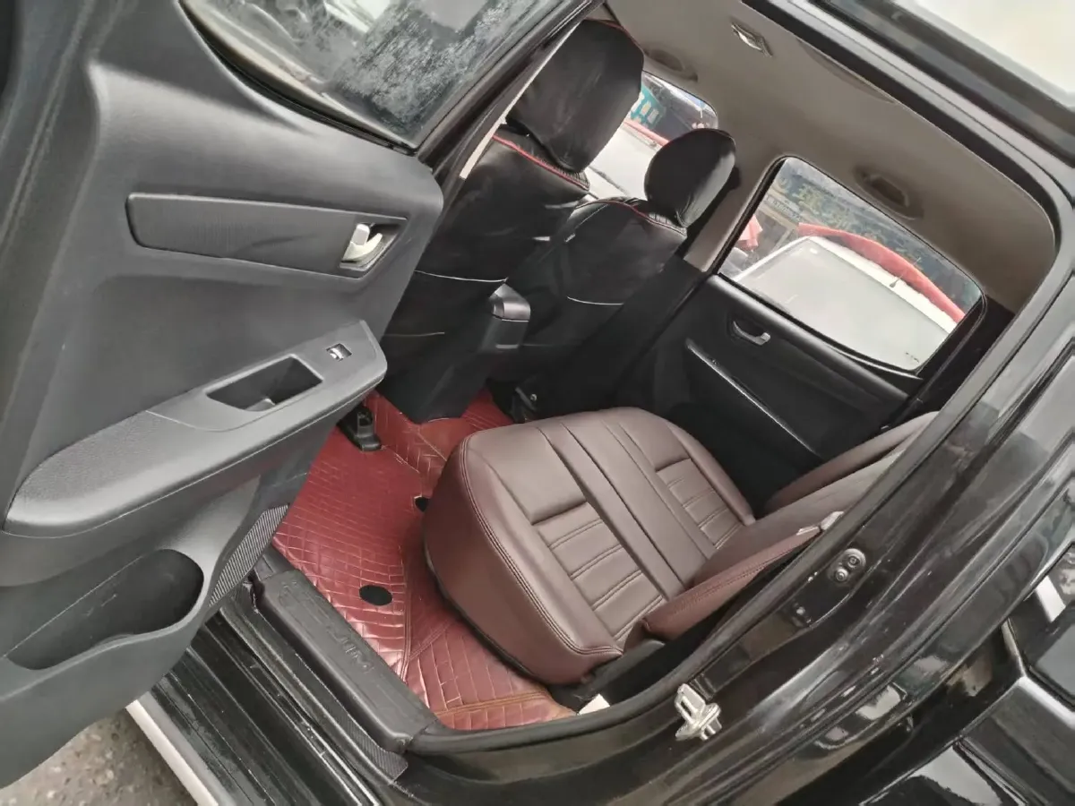 2018 Isuzu Taga 3.0T 131HP L4 5MT,autocango,china used car exporter,china ev exporter,chinese used car exporter,chinese used ev exporter