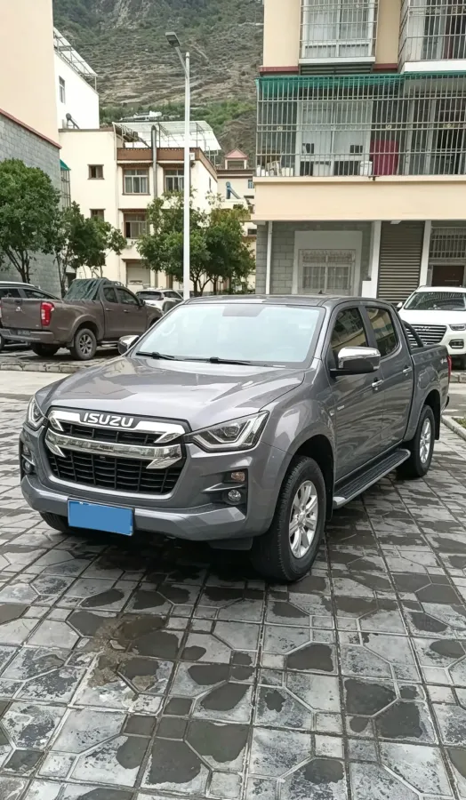 2021 Isuzu D-MAX 1.9T 163HP L4 6AT,autocango,china used car exporter,china ev exporter,chinese used car exporter,chinese used ev exporter