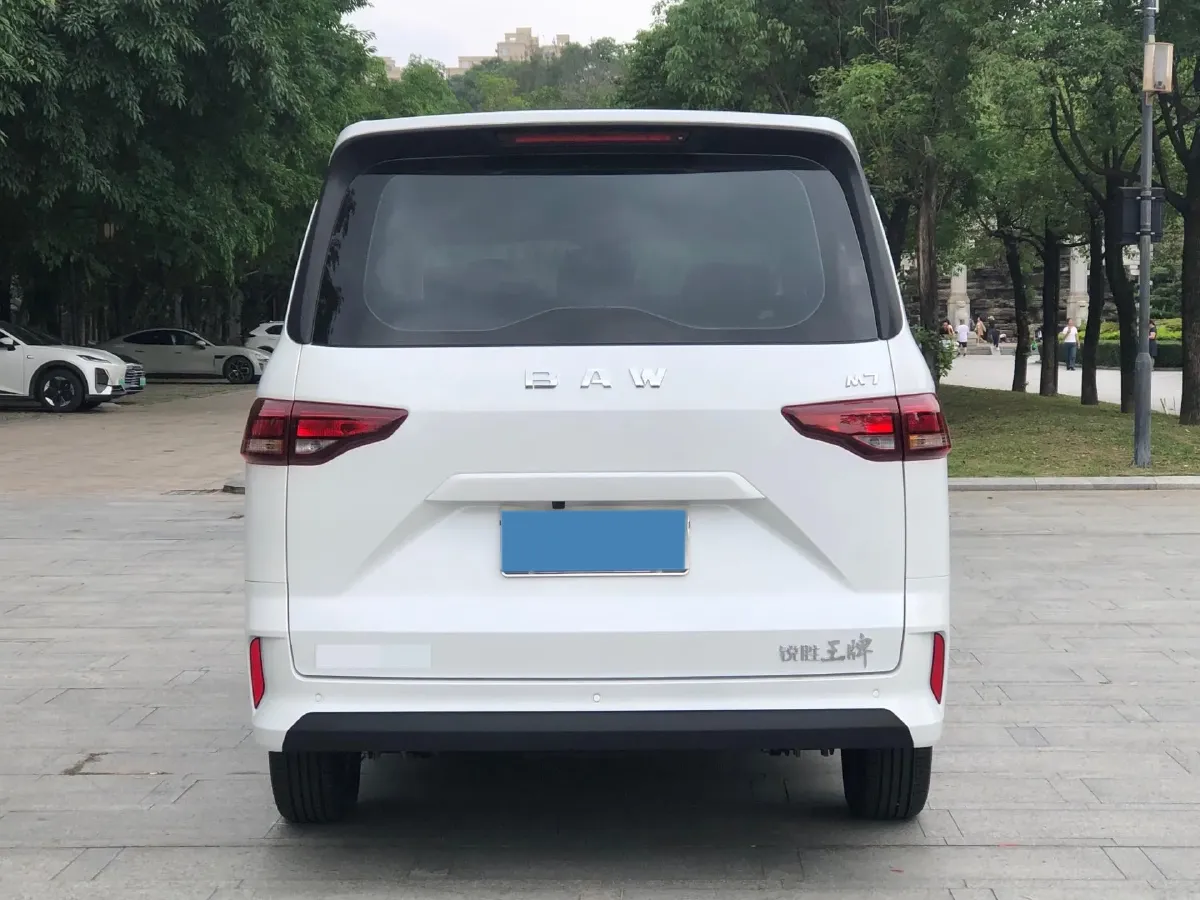 2023 BAW RuiSheng Trump M7 1.6L 124HP L4 5MT,autocango,china used car exporter,china ev exporter,chinese used car exporter,chinese used ev exporter
