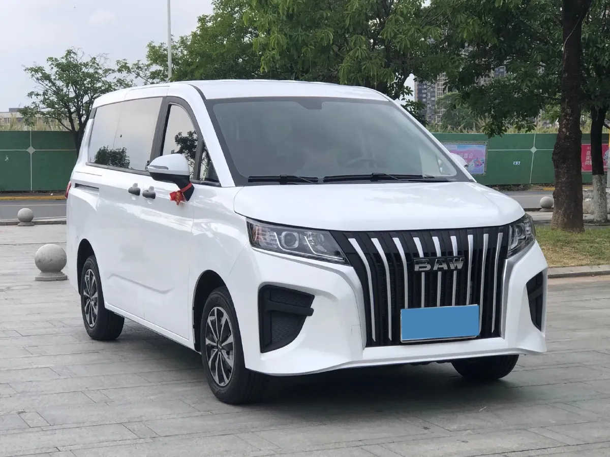 2023 BAW RuiSheng Trump M7 1.6L 124HP L4 5MT,autocango,china used car exporter,china ev exporter,chinese used car exporter,chinese used ev exporter