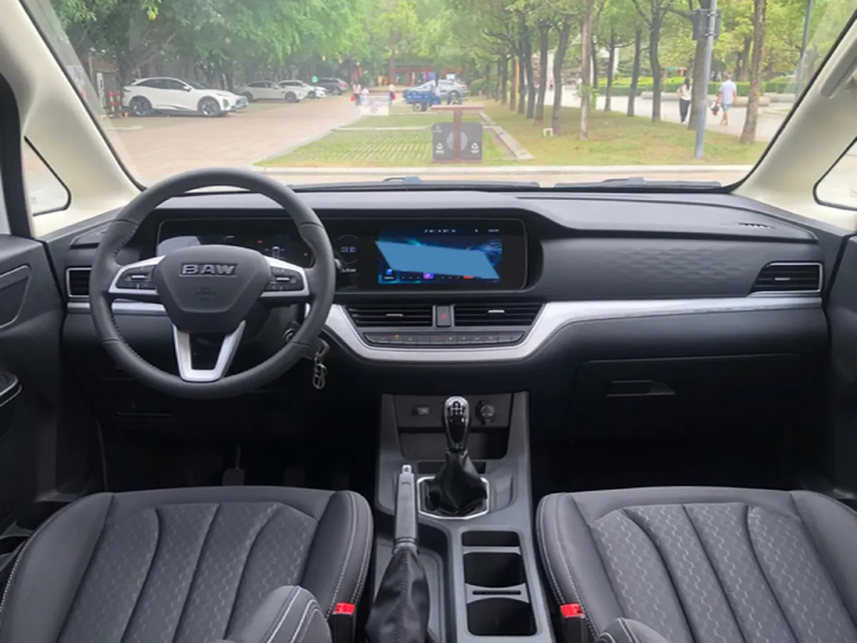 2023 BAW RuiSheng Trump M7 1.6L 124HP L4 5MT,autocango,china used car exporter,china ev exporter,chinese used car exporter,chinese used ev exporter