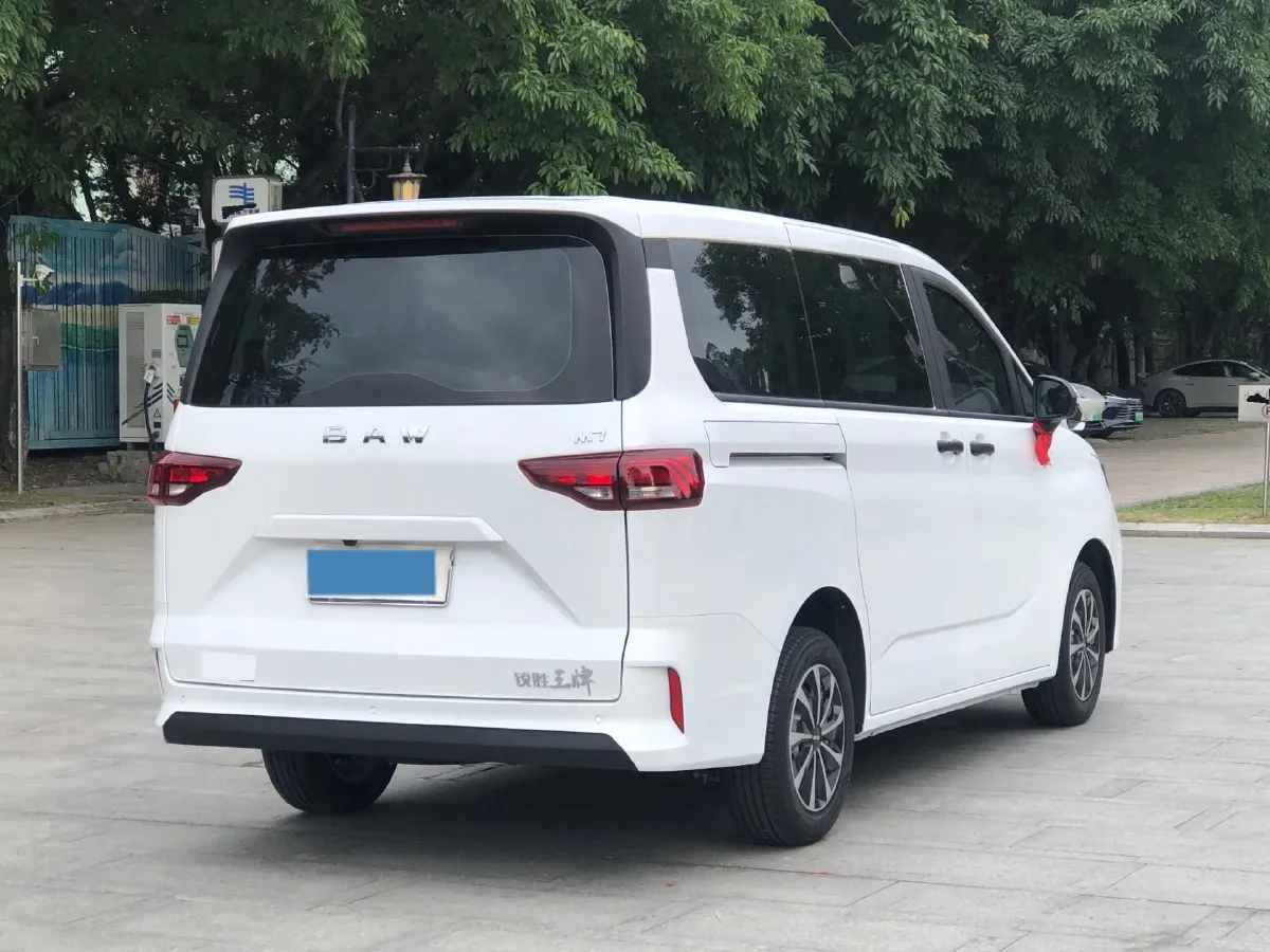 2023 BAW RuiSheng Trump M7 1.6L 124HP L4 5MT,autocango,china used car exporter,china ev exporter,chinese used car exporter,chinese used ev exporter