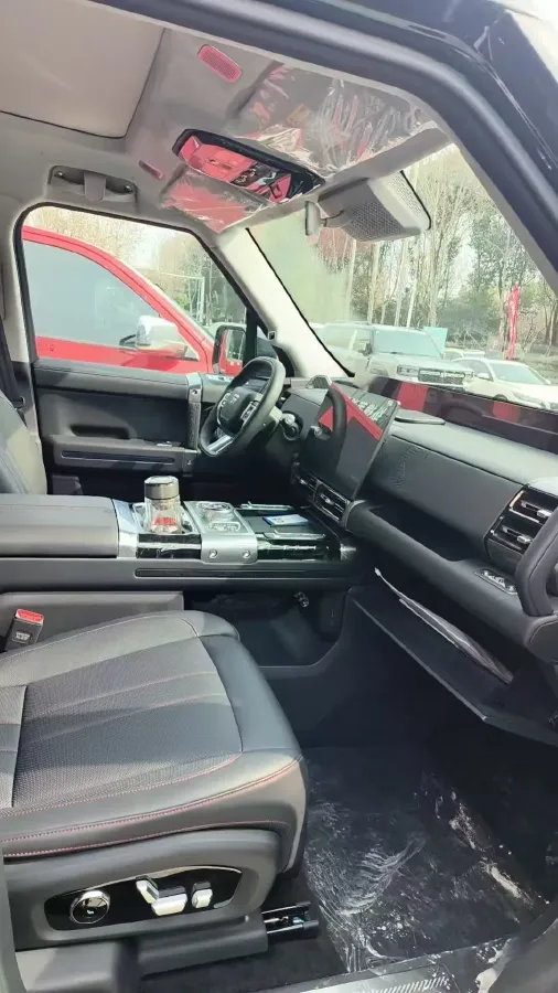 2025 Jetour Zongheng G700 2.0T 211HP L4 2DHT PHEV,autocango,china used car exporter,china ev exporter,chinese used car exporter,chinese used ev exporter