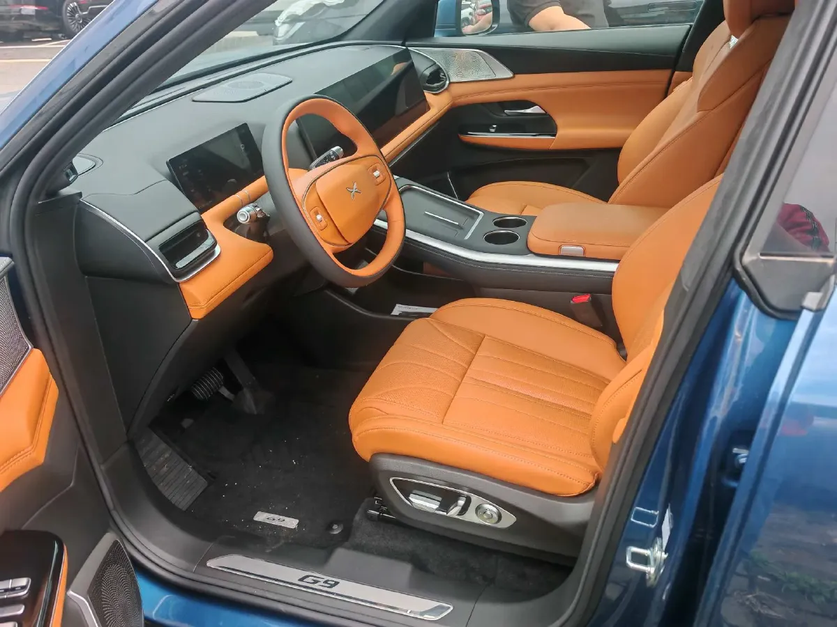 2025 Xpeng G9 BEV 93.1KWH,autocango,china used car exporter,china ev exporter,chinese used car exporter,chinese used ev exporter