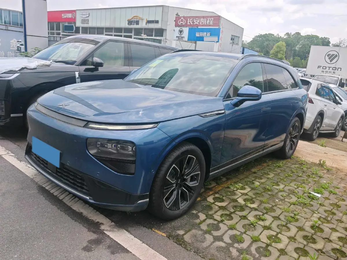 2025 Xpeng G9 BEV 93.1KWH,autocango,china used car exporter,china ev exporter,chinese used car exporter,chinese used ev exporter