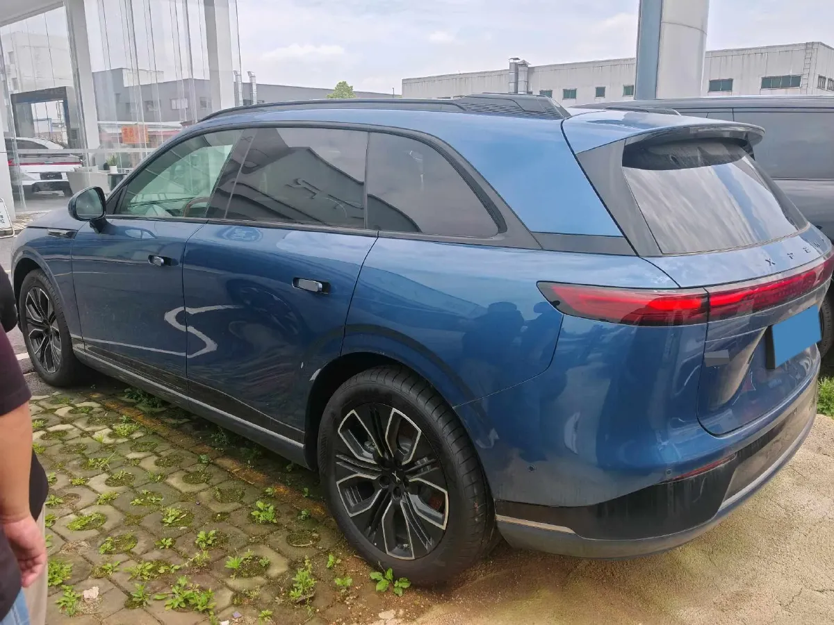2025 Xpeng G9 BEV 93.1KWH,autocango,china used car exporter,china ev exporter,chinese used car exporter,chinese used ev exporter